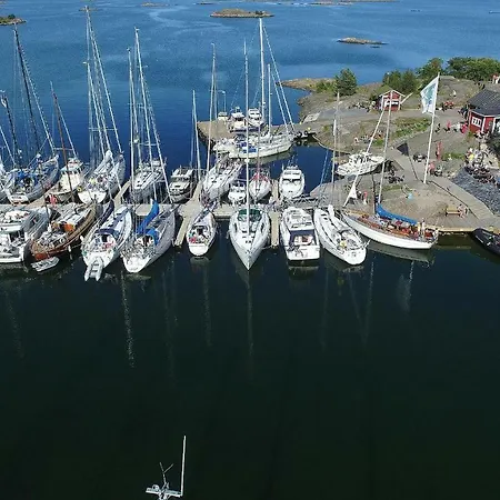Oeroe Lomakeskus