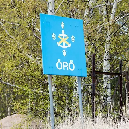리조트 Oeroe Lomakeskus *